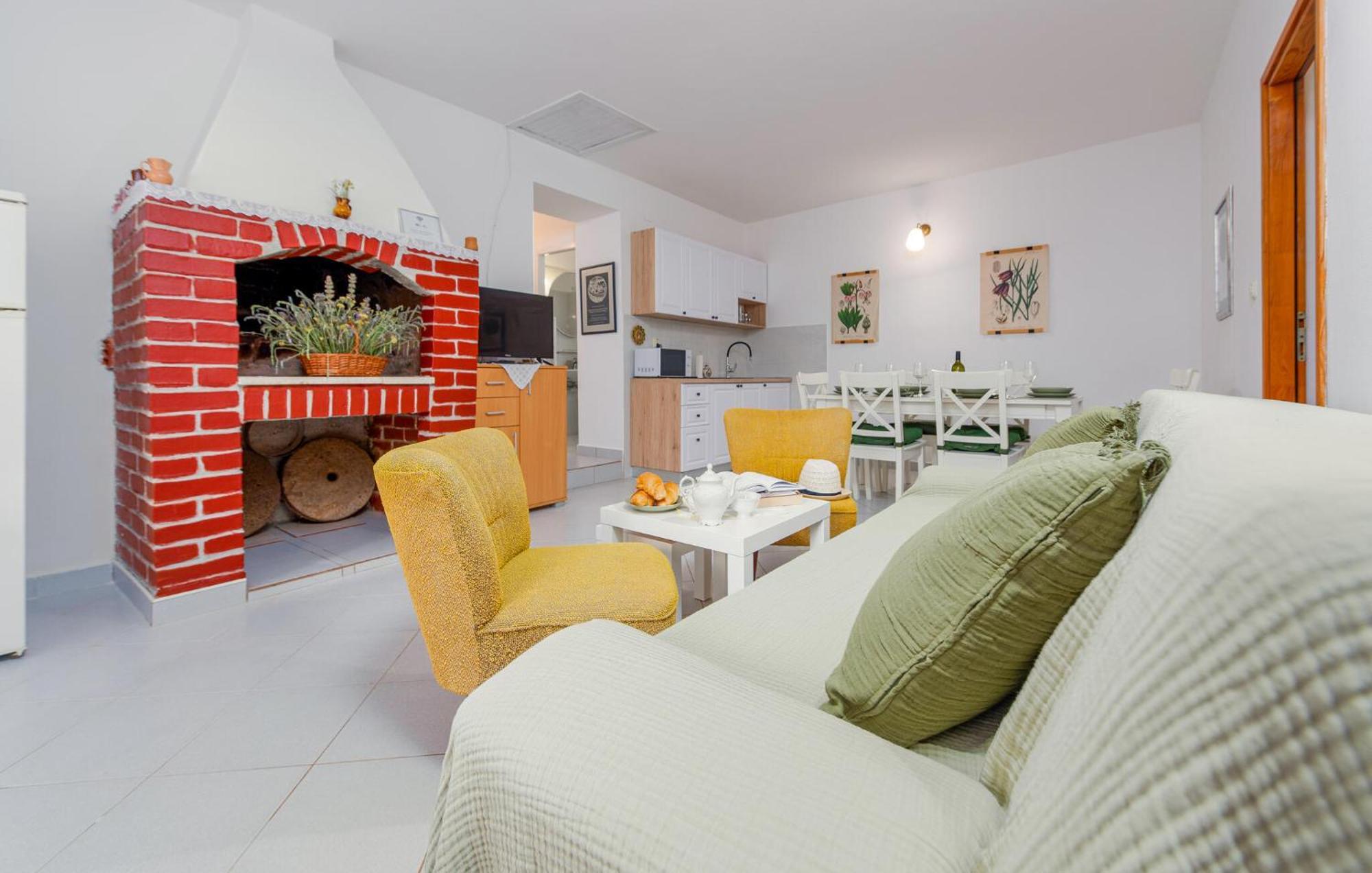 Beautiful Home In Novalja With Wifi Exterior foto